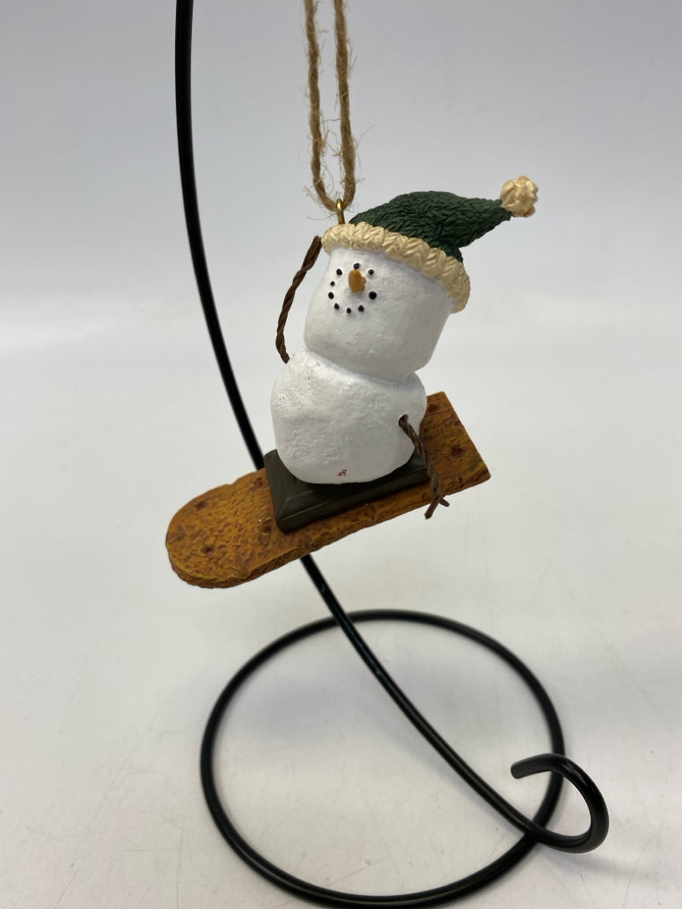 White Brown Ornaments