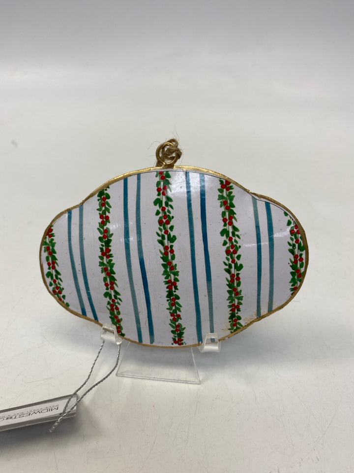 White Red/Green Tin Ornaments