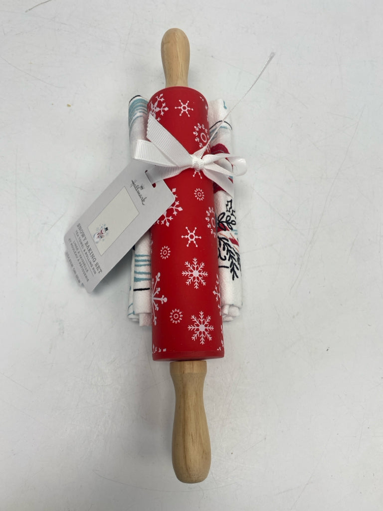 NWT Hallmark Red White Christmas