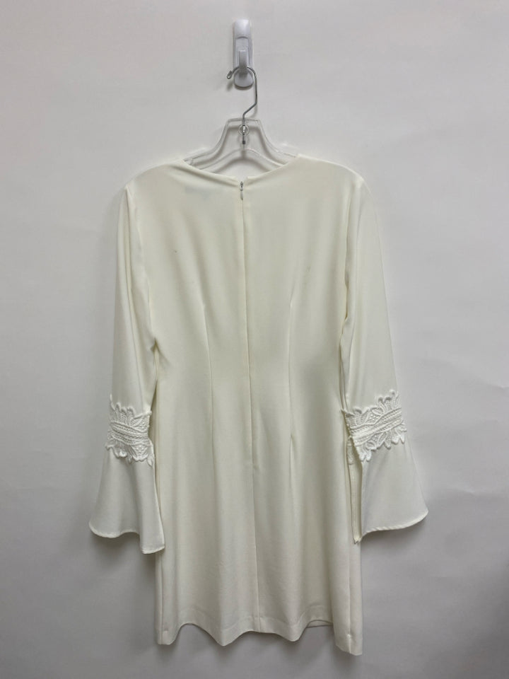 Antonio Melani Size 2 White Lace Bell Sleeves Ladies Dress