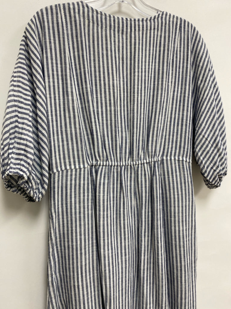 NWT Max Studio Size M Navy White Striped Puff Sleeve Ladies Dress