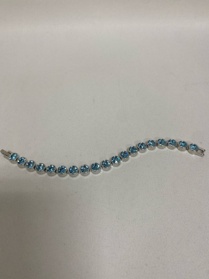 NEW/BOX Silver Color Blue Crystal Bracelet