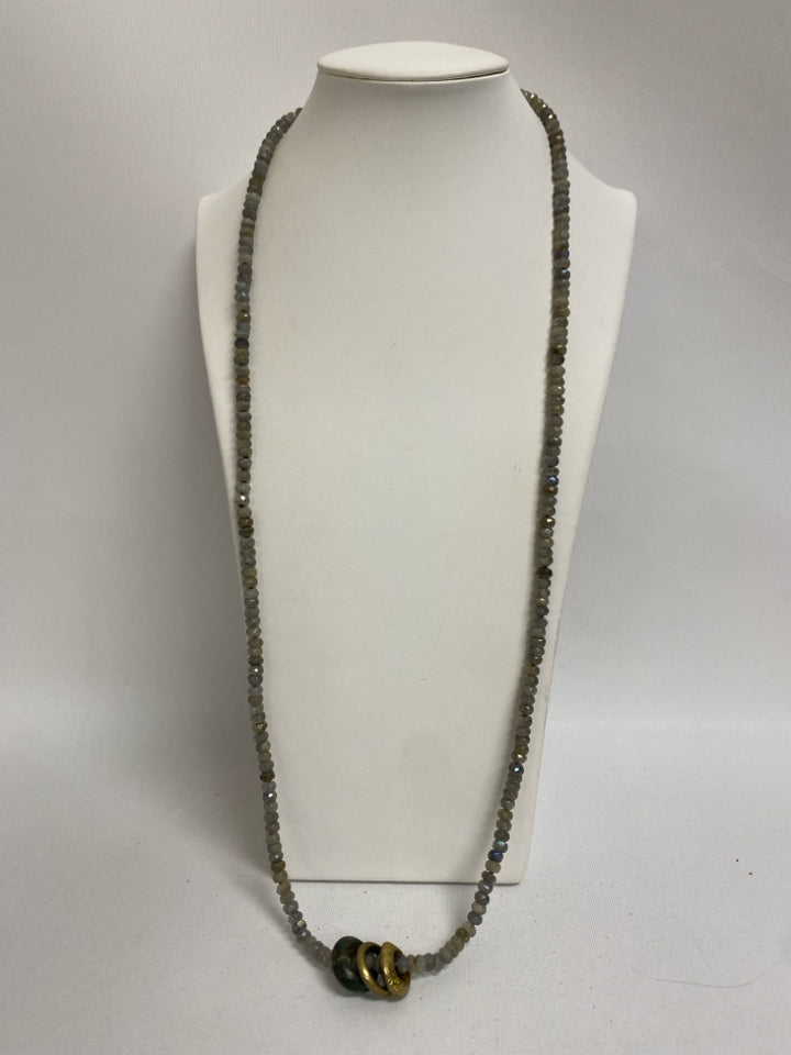 Gray Gold/Green Necklace