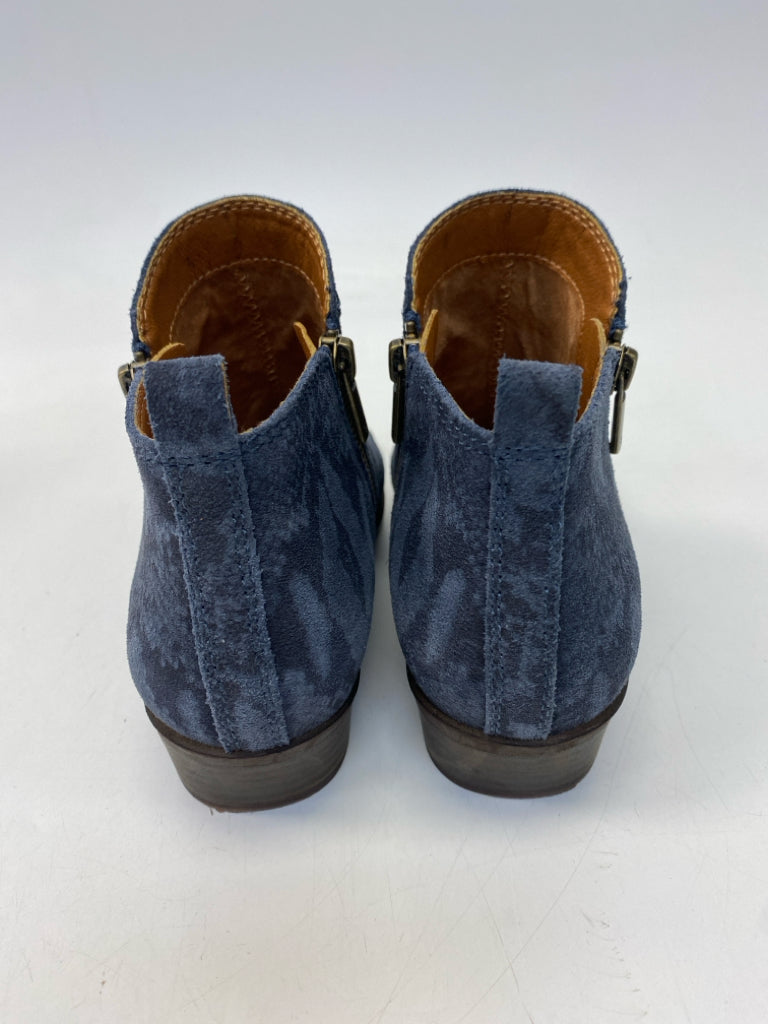 Lucky Brand  Size 7 Blue Side Zipper Boots