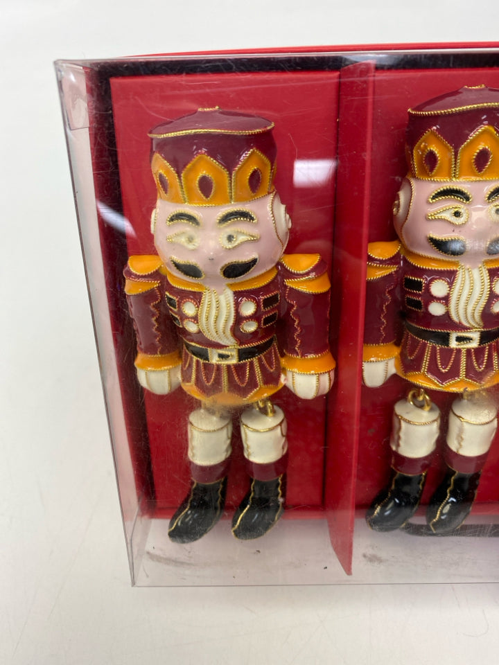NEW/BOX Williams-Sonoma Set of  4  Cloisonne Nutcracker Napkin Rings