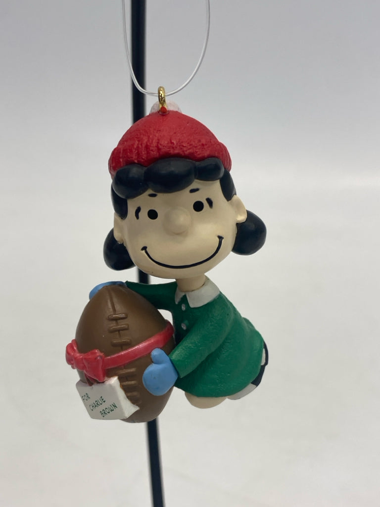 Hallmark Peanuts/Charlie Brown Ornaments