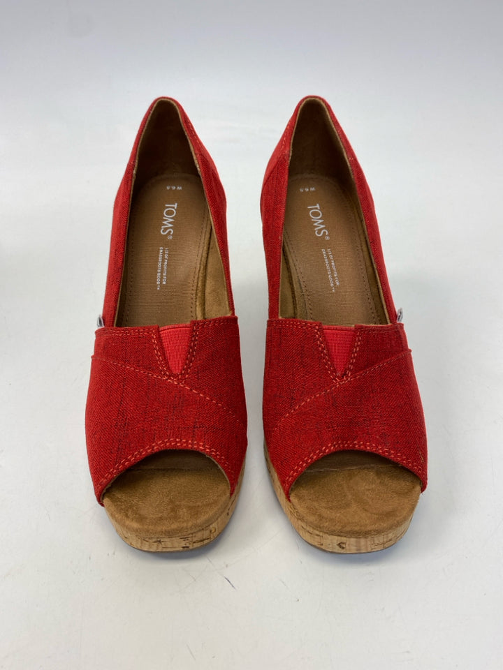 Toms  Size 6.5 Red Sandals