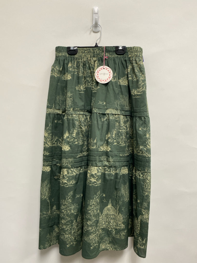 NWT Umgee Size M Green/Cream Castle Ladies Skirt