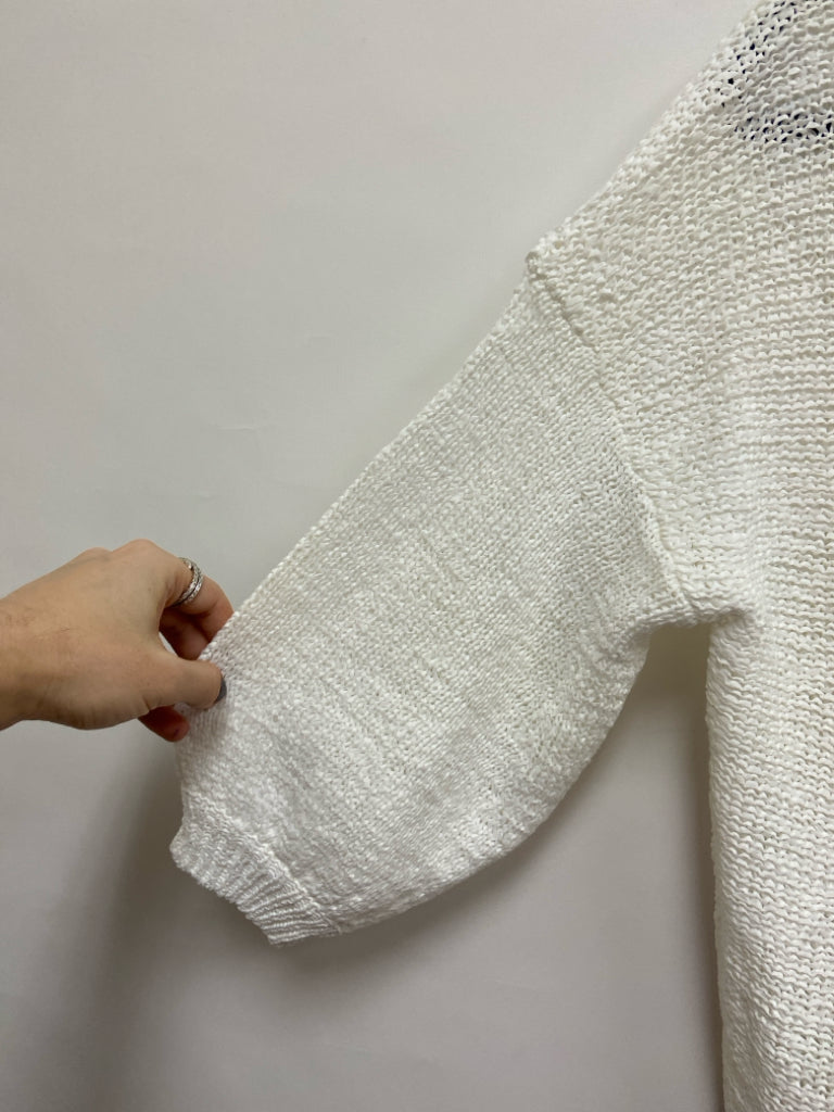 White + Warren Size M White V Neck Ladies Sweater