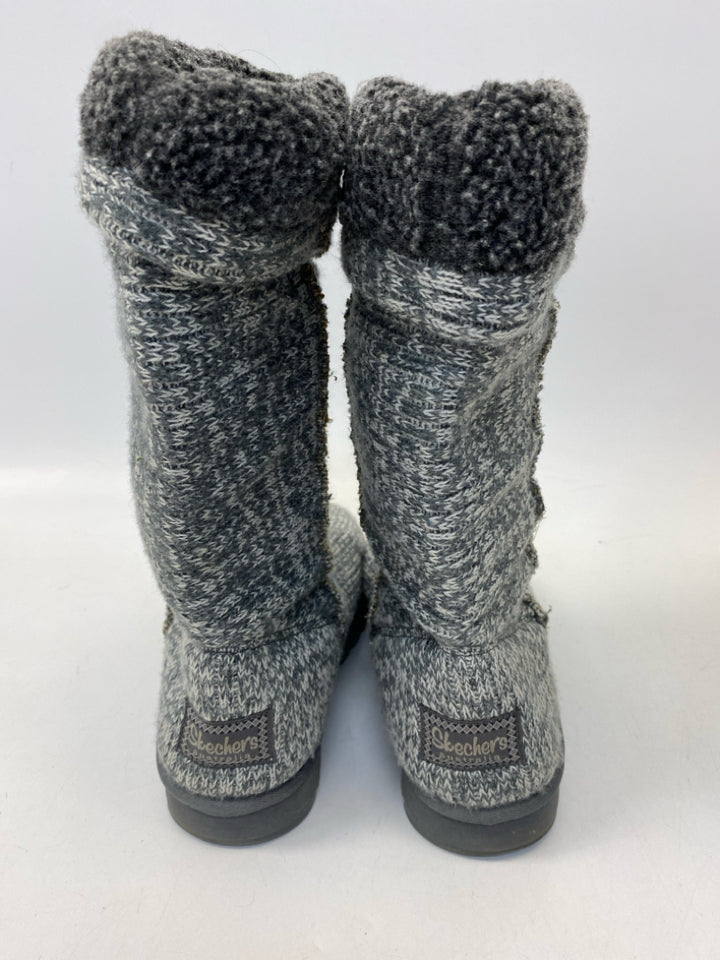 Skechers  Size 9.5 Gray Cream Streaked Boots