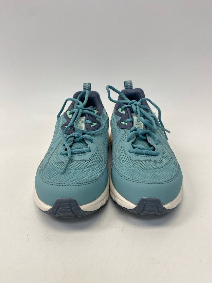 Ryka  Size 8 Aqua Blue Lace-up Fabric Sneakers