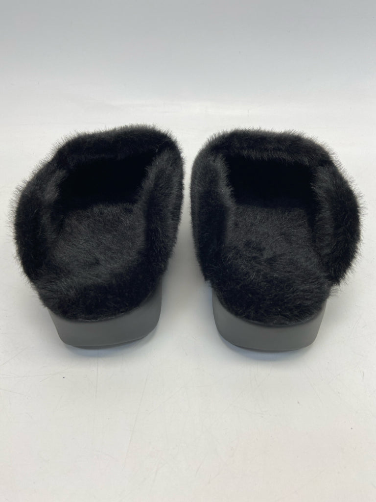 Alegria  Size 37 Black Faux Fur Slippers
