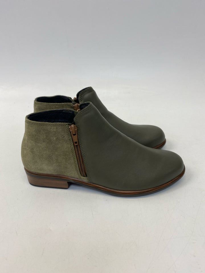NWOT Naot US Shoe Size 6 Green Side Zipper Boots