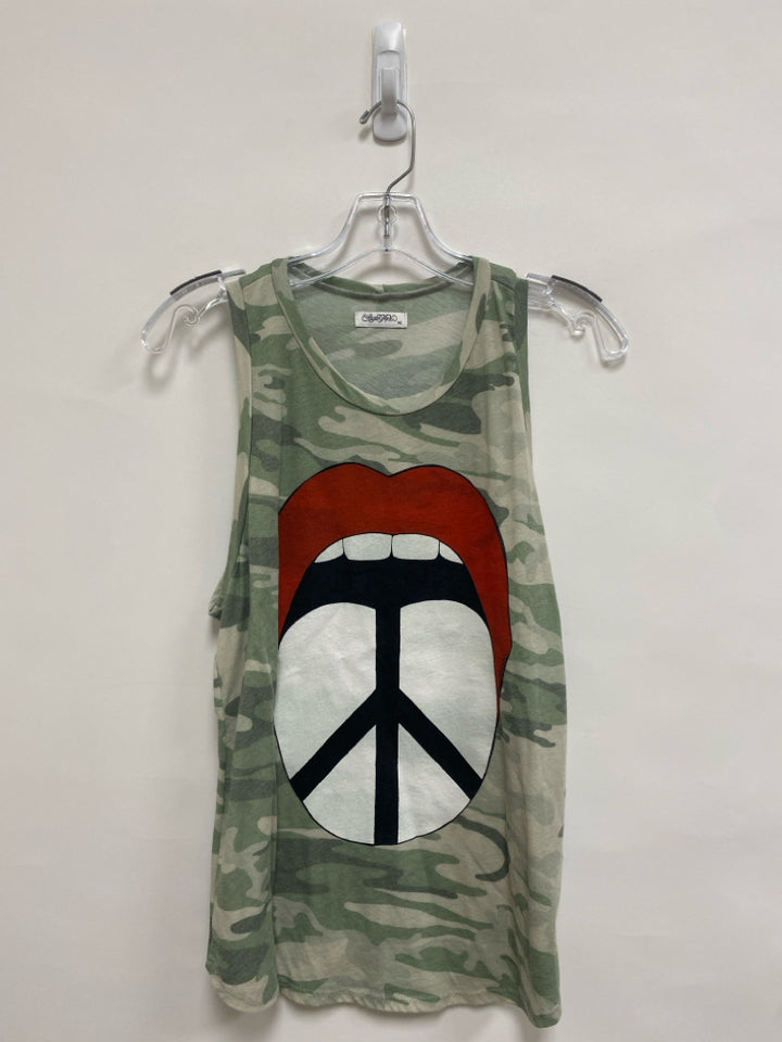 NWT Size XS Green Red/White Camouflage Ladies Top