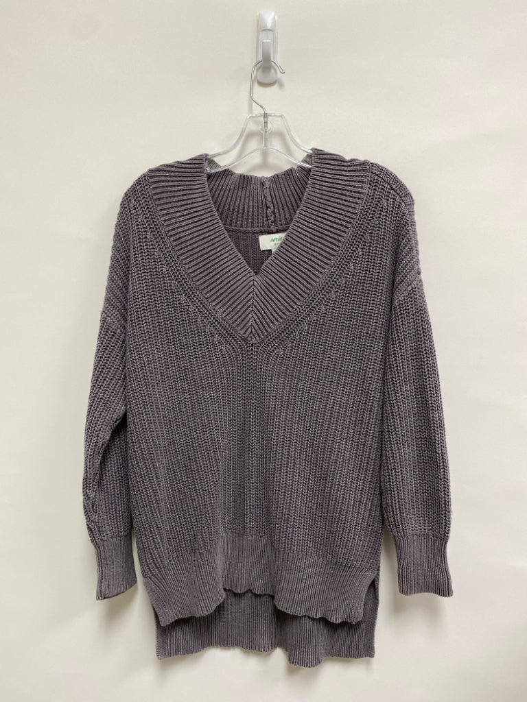 Aerie Size XS Faded Lavender V Neck Ladies Sweater