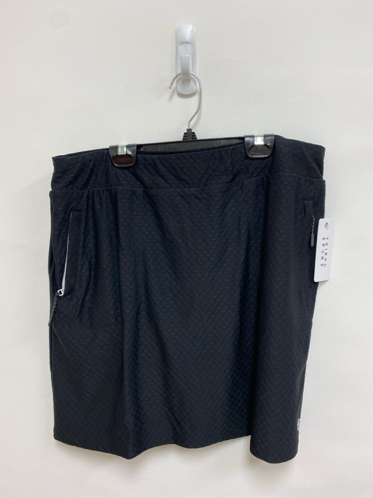 NWT Tribal Size L Black Athletic Skort