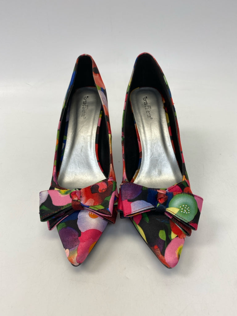 Size 11 Multi-Color Flower(s) Heels