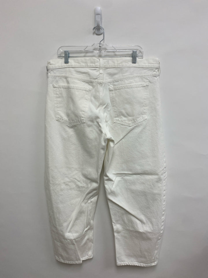 Abercrombie &amp; Fitch Size 32 White Ladies Jeans