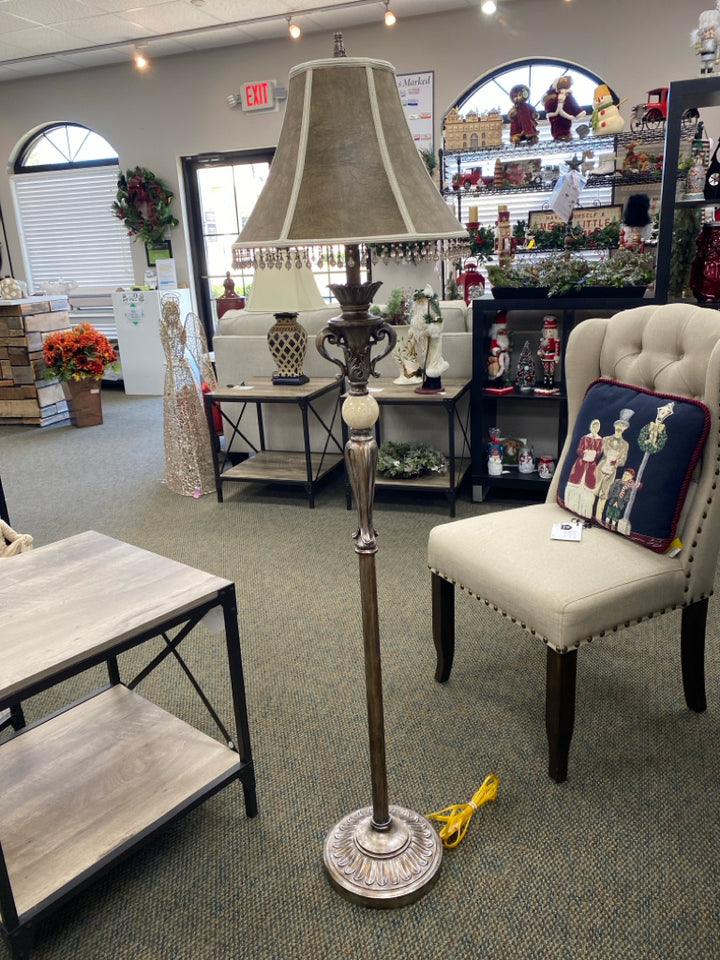 Bronze White Lamp