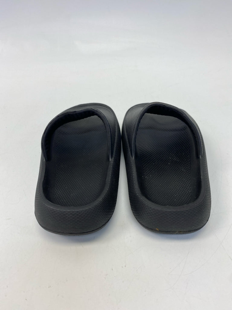 SIZE 11 Black Boy&