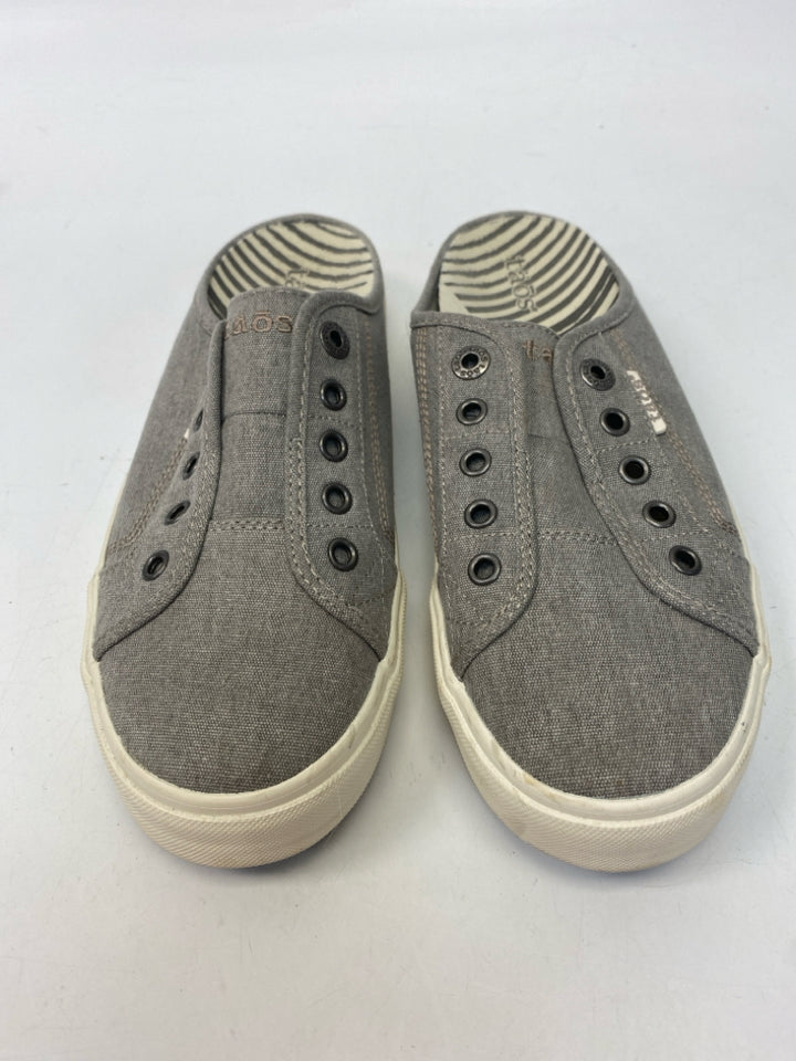 Taos  Size 9.5 Gray Sneakers