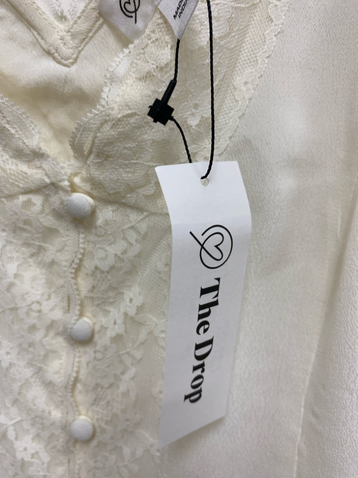 NWT Size L Cream Lace Sleeveless Ladies Top