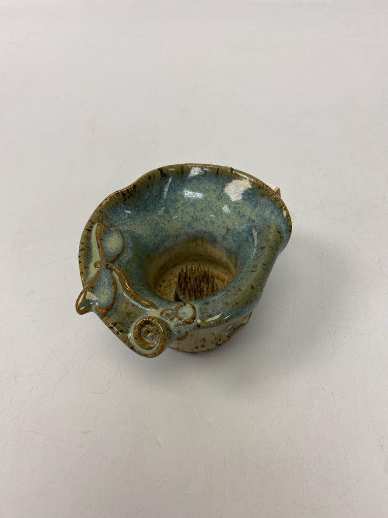 Cream Blue Dragonfly Pottery