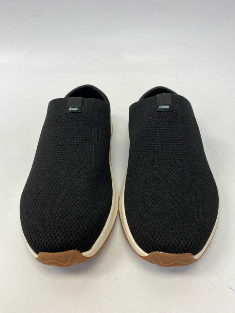 NWOT Ryka  Size 9 Black Fabric Sneakers