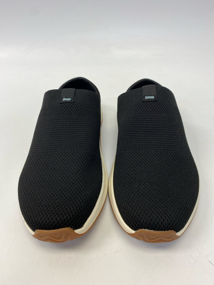 NWOT Ryka  Size 9 Black Fabric Sneakers