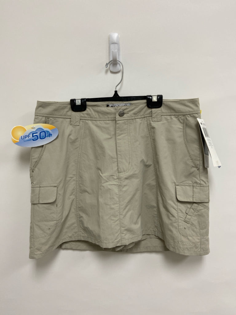 NWT Columbia Size 14 Khaki Ladies Skort