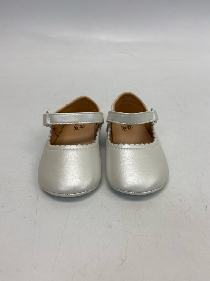 SIZE 12-18M Cream Scalloped Girl&