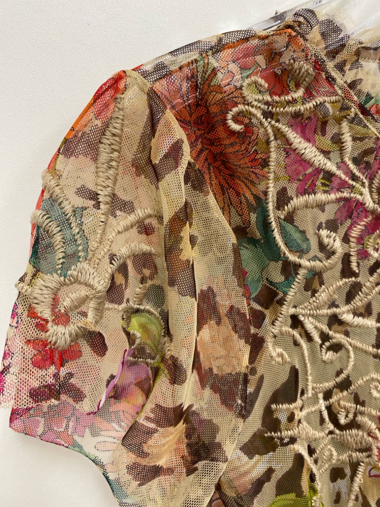 NWT JOHNNY WAS Size XS Tan Red/Multi Flowers Sleeveless Mesh Ladies Top