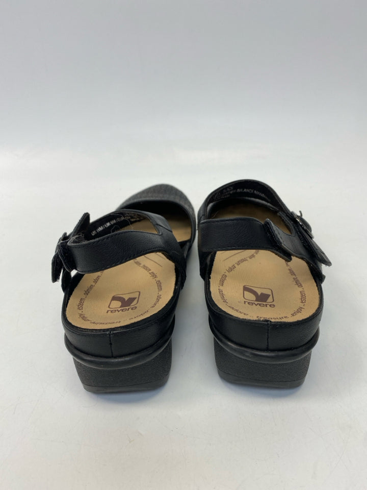 Revere  Size 11 Black Flats