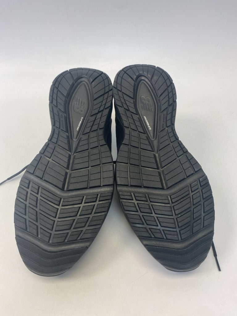 NWOT New Balance Size 14 Black Lace-Up Men&