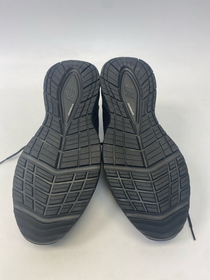 NWOT New Balance Size 14 Black Lace-Up Men&