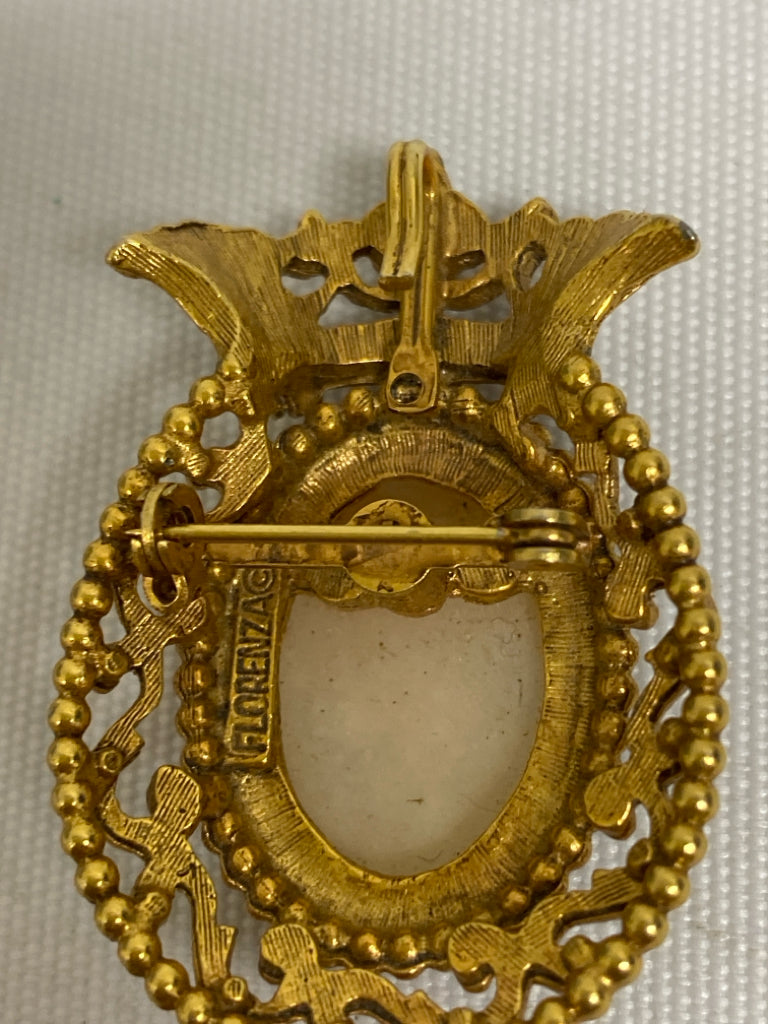 Cream Gold Color Crown Pin