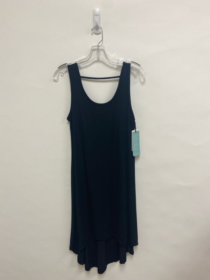 NWT Size L Black Sleeveless Ladies Dress