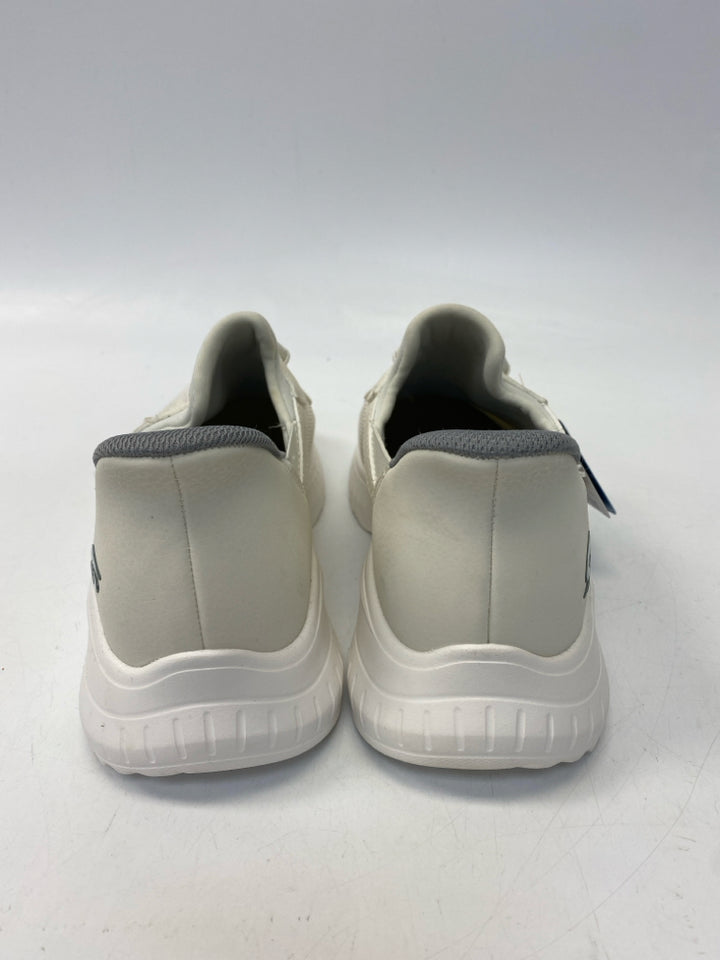 NWT Skechers Size 8.5 White Men&