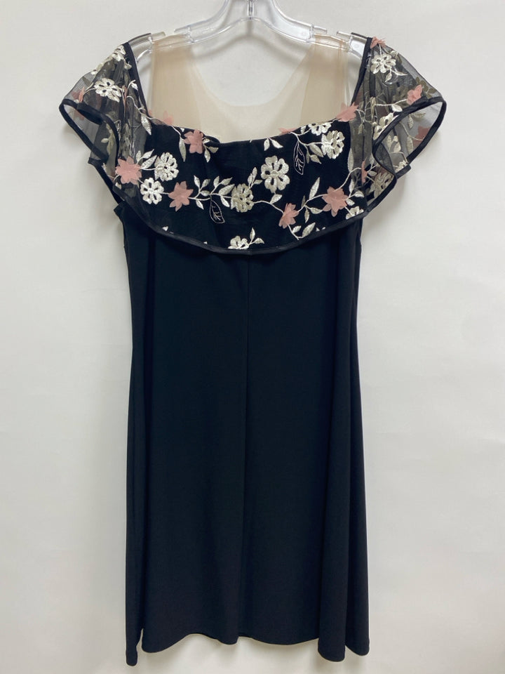 Size L Black Cream/Pink Embroidered Sleeveless Ladies Dress