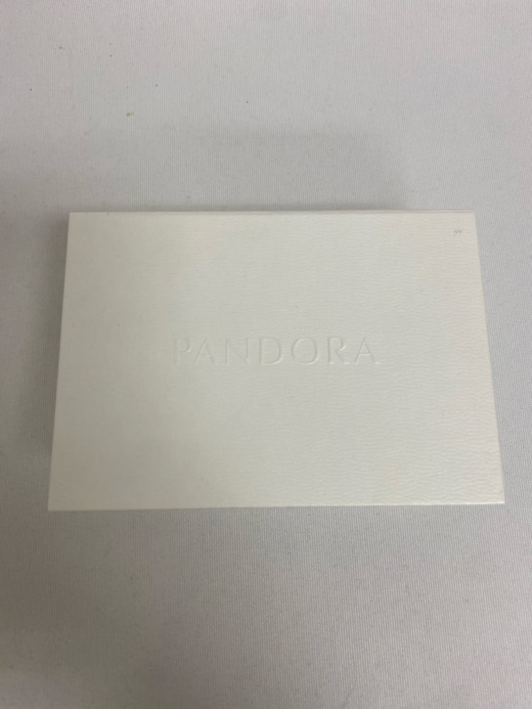 NEW/BOX Pandora White Silver Hearts Misc. Accessory