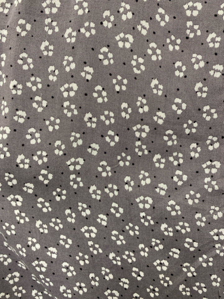 bella dahl Size XS Gray Cream Flowers Sleeveless Ladies Top