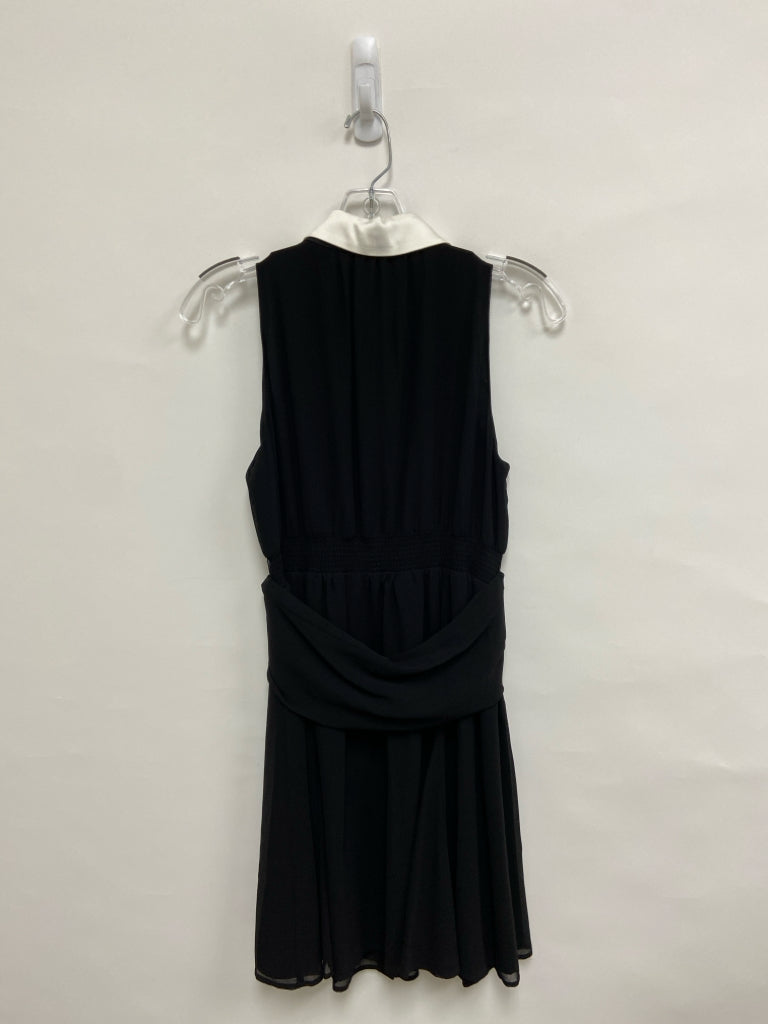 NWT Wht House/Blk Mkt Size 0 Black White Trimmed Sleeveless Ladies Dress
