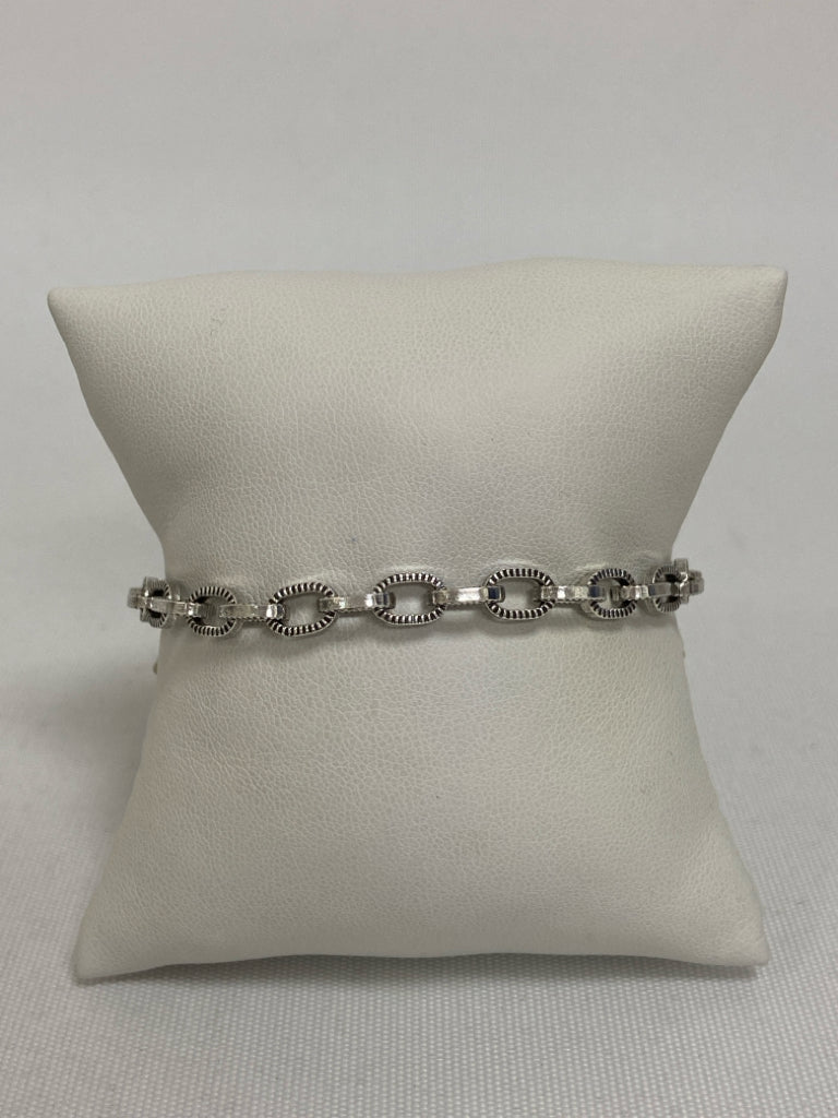 NWT Brighton Silver Color Textured Bracelet