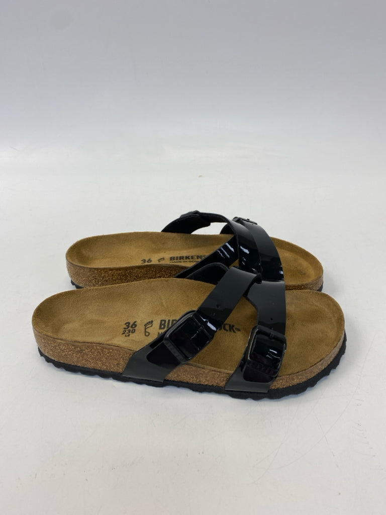 Birkenstock  Size 5 Black Buckle(s) Patent Sandals