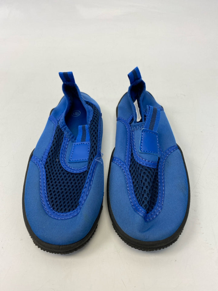 SIZE 13 Blue Girl&