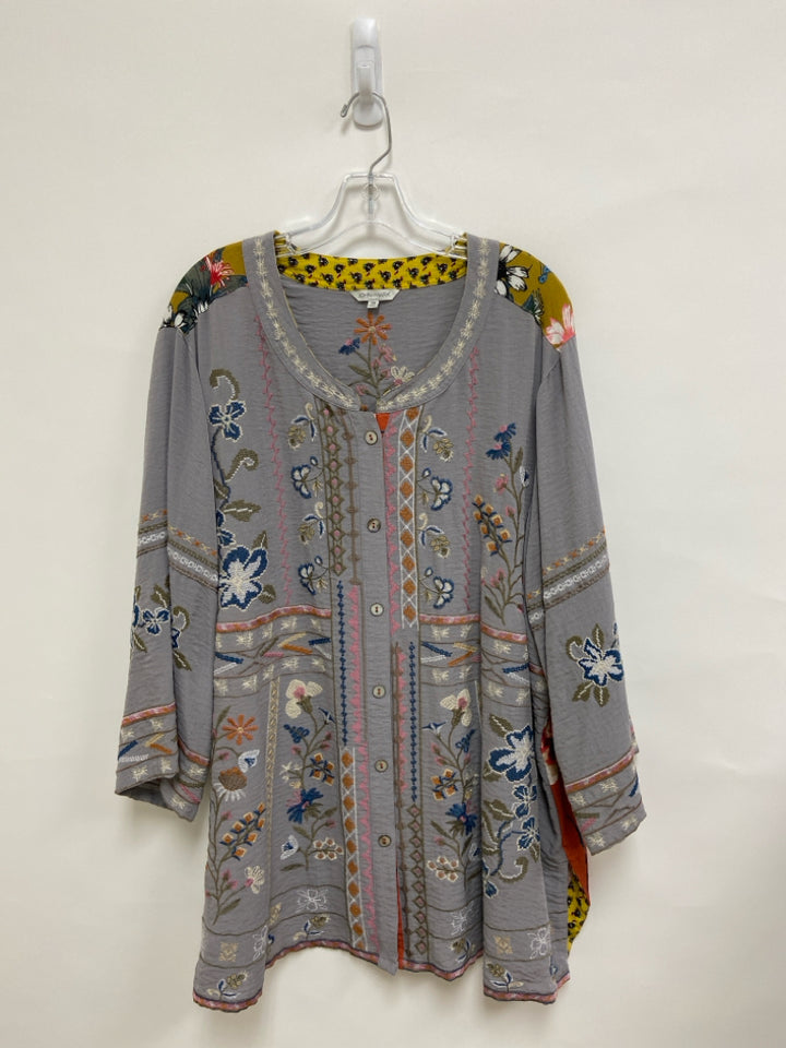 JOHN MARK  SIZE  3X Gray Pink/Multi Floral Embroidered Plus Size Jacket