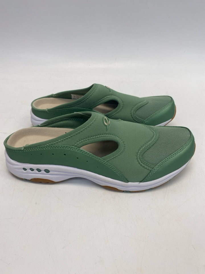 NWT Easy Spirit  Size 9 Green Neoprene Sneakers
