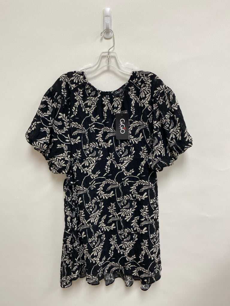 NWT GiGiO Size M Black White Leaves Ladies Dress
