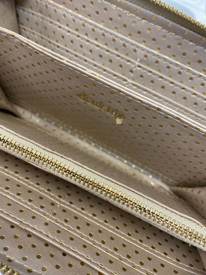 Deux Par Deux Gold Woven Wallet
