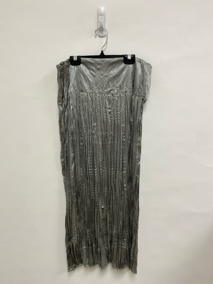 NWT Sigrid Olsen Size 14 Silver Pleated Silk Ladies Skirt